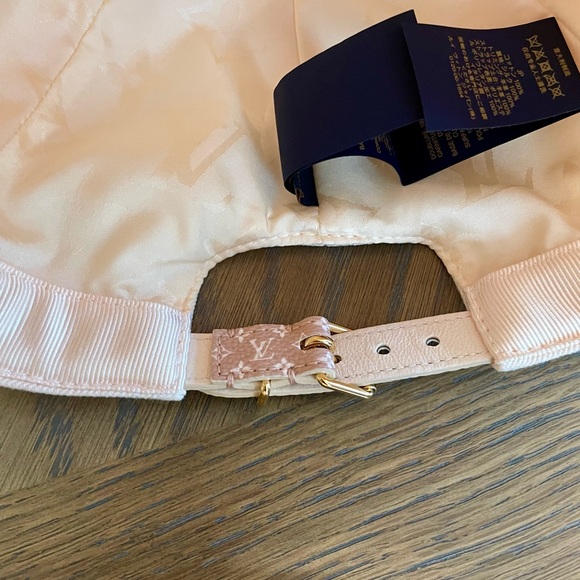 Louis Vuitton LV Day Cap Hat Ecru - New and Authentic - Picture 13 of 16